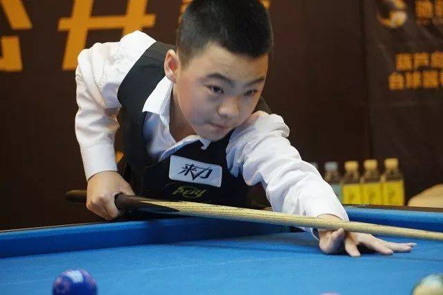 的专注与投 的专注与投