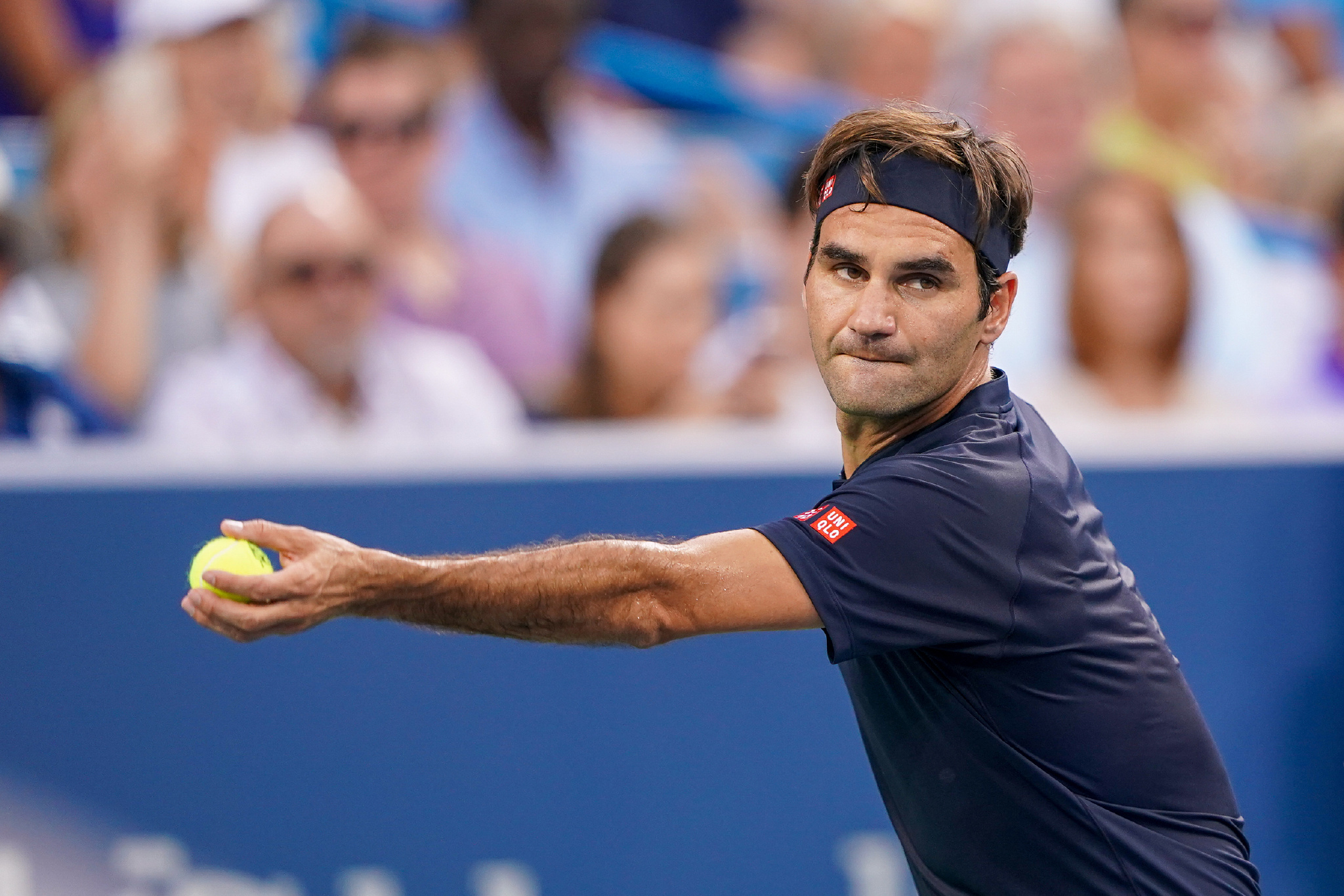 他都能用脚 他都能用脚