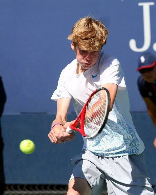 谁能笑到最 谁能笑到最