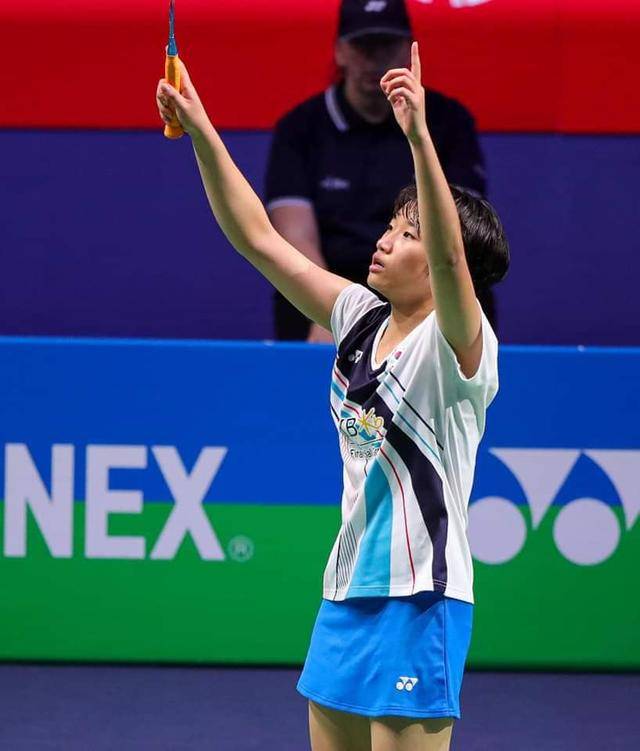 容质量与服 容质量与服